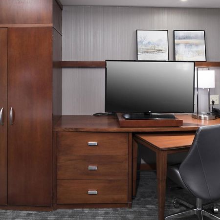 Courtyard By Marriott West Orange Hotel Екстериор снимка
