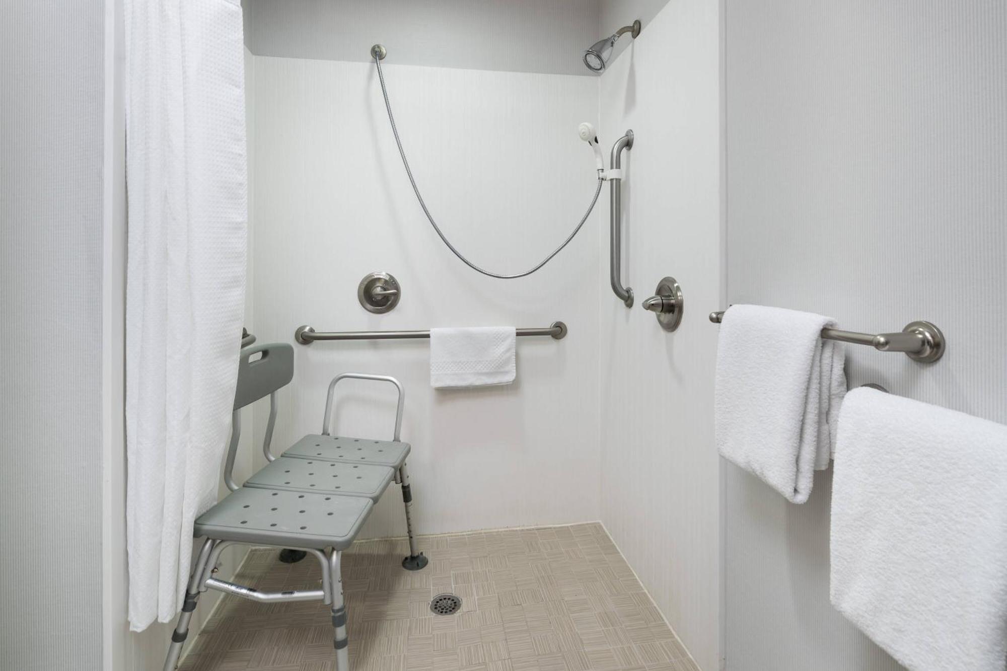 Courtyard By Marriott West Orange Hotel Екстериор снимка